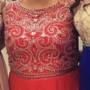 Red prom dress